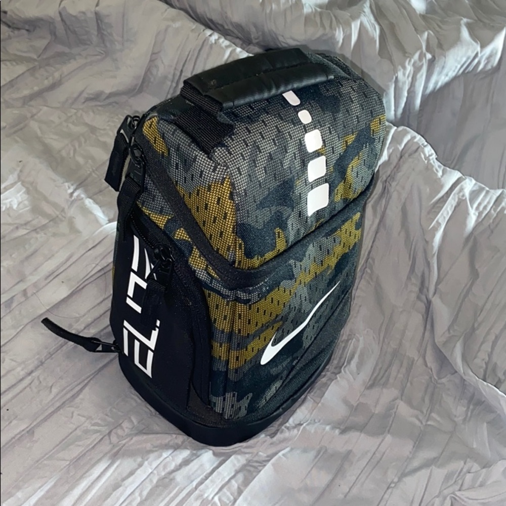 Small lunch box